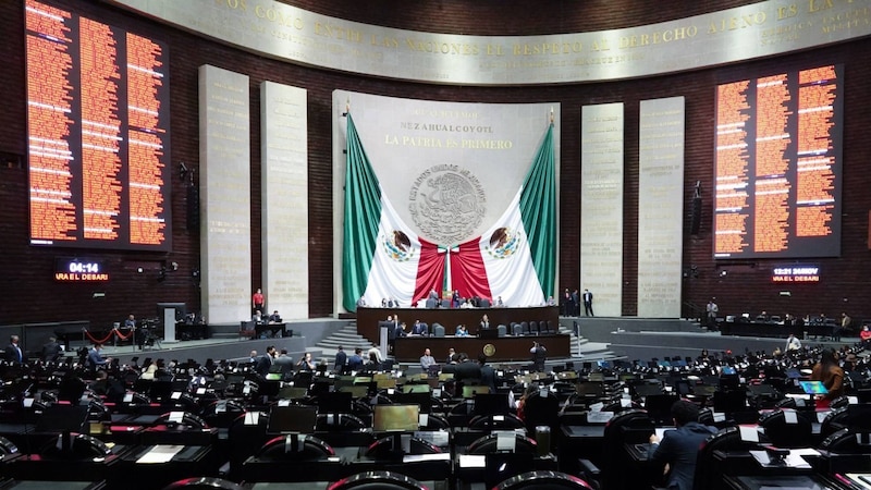 Sesión en el Congreso de la Unión