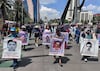 Conmemoran con marcha 11 aniversario de la desaparición de los 43 de Ayotzinapa