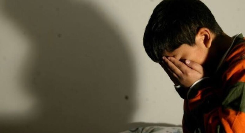 Niño triste