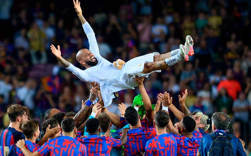 Jugadores del Real Madrid celebran la victoria