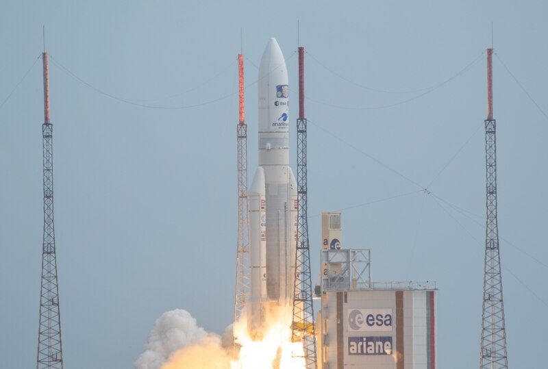 Lanzamiento de un cohete Ariane 5