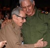Raúl Castro reaparece en público tras acusación penal en Estados Unidos; Cuba cierra filas en su defensa