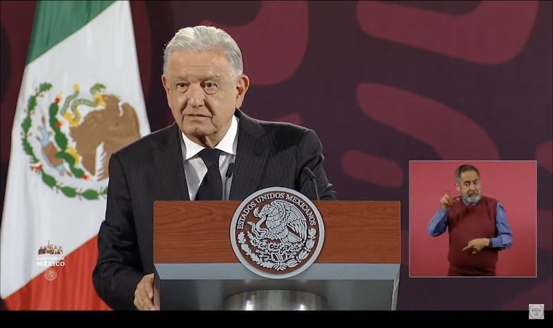 El presidente Andrés Manuel López Obrador da un discurso.