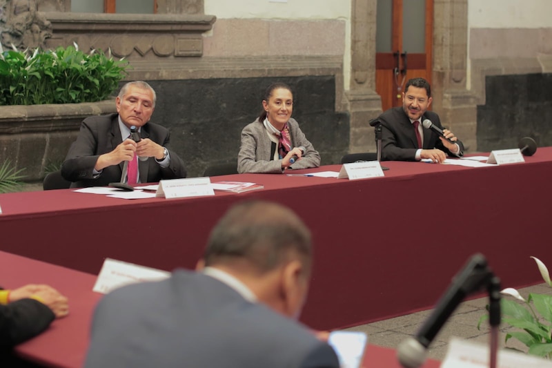 Reunión de trabajo de la Comisión de Educación del Senado de la República