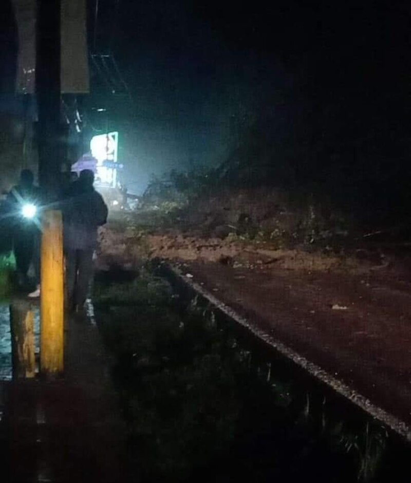 Deslave en la carretera