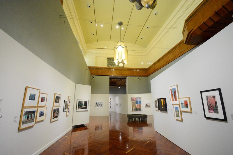 Exposición de arte en una galería