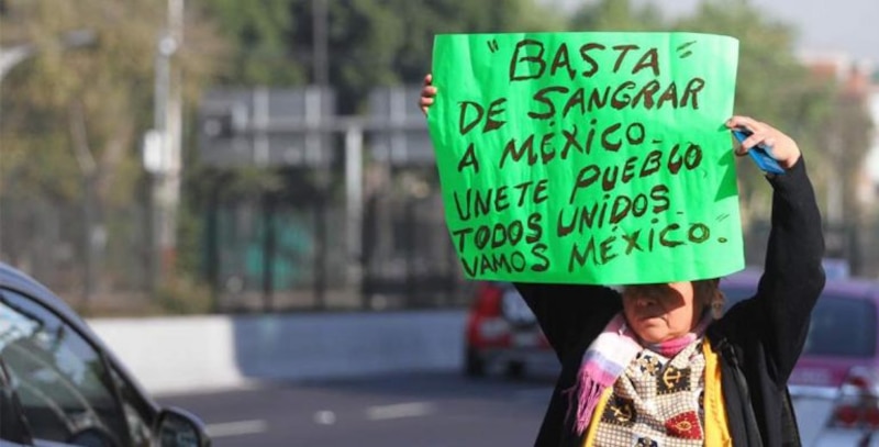 Basta de sangre en México
Basta de violencia en México
Unidos contra la violencia en México
Todos unidos contra la violencia en México
México unido contra la violencia
No más sangre en México
No más violencia en México
Basta de muertes en México
Méx