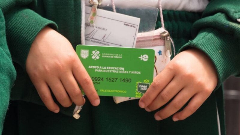 Beca para útiles escolares