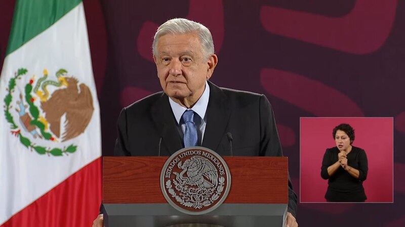 El presidente Andrés Manuel López Obrador da un discurso.