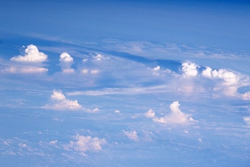 Imagen de nubes desde el espacio