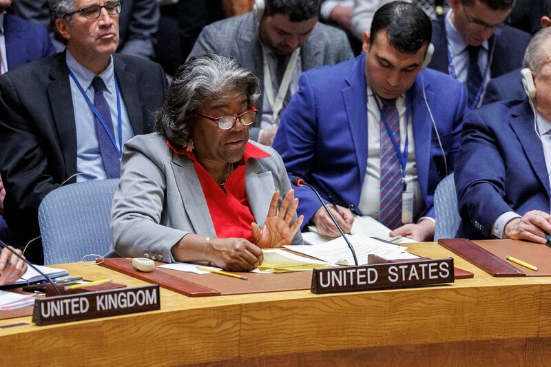La embajadora de Estados Unidos ante la ONU, Linda Thomas-Greenfield, habla durante una reunión del Consejo de Seguridad de la ONU en Nueva York.
