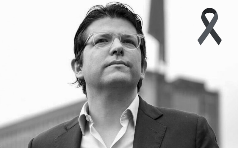 Miguel Uribe Turbay en blanco y negro
