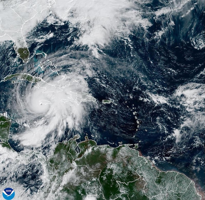 imagen satelital del Huracán Melissa que afectará Jamaica, Cuba y Haití