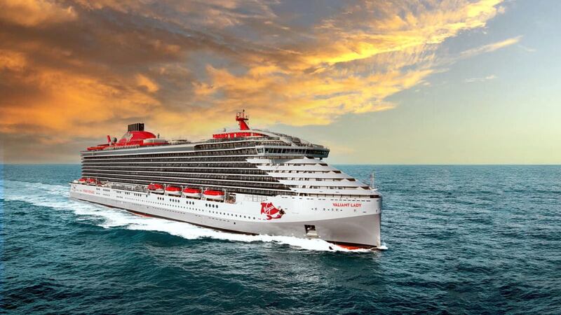 El nuevo barco de Virgin Voyages, Valiant Lady, surca los mares