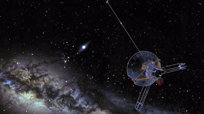 La sonda espacial Voyager 1 viaja por el espacio interestelar