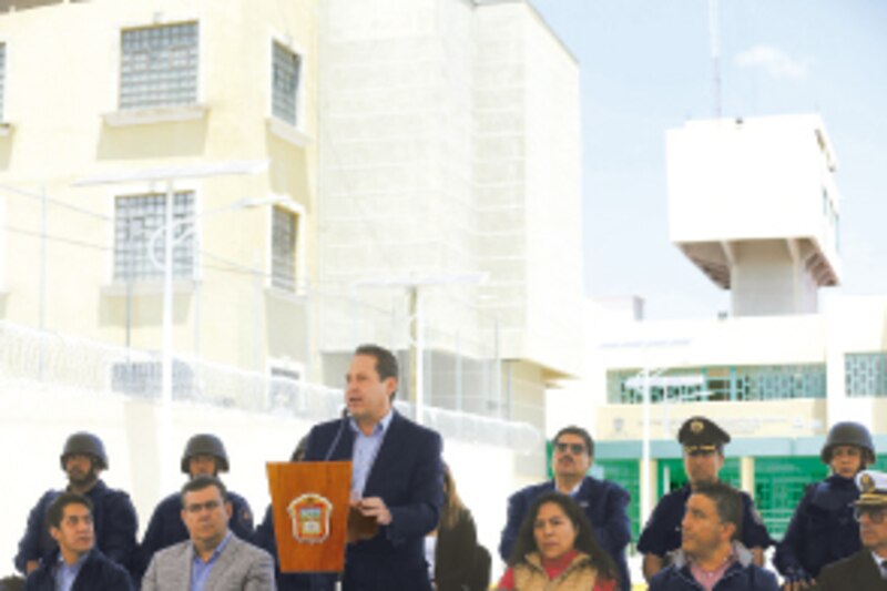 El presidente inaugura una nueva cárcel en la ciudad