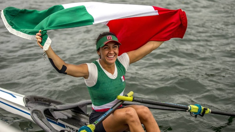 ¡La mexicana Kenia Lechuga ganó la medalla de oro en remo!