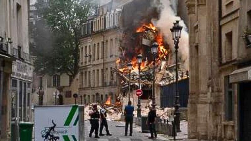 Incendio en París deja varios heridos