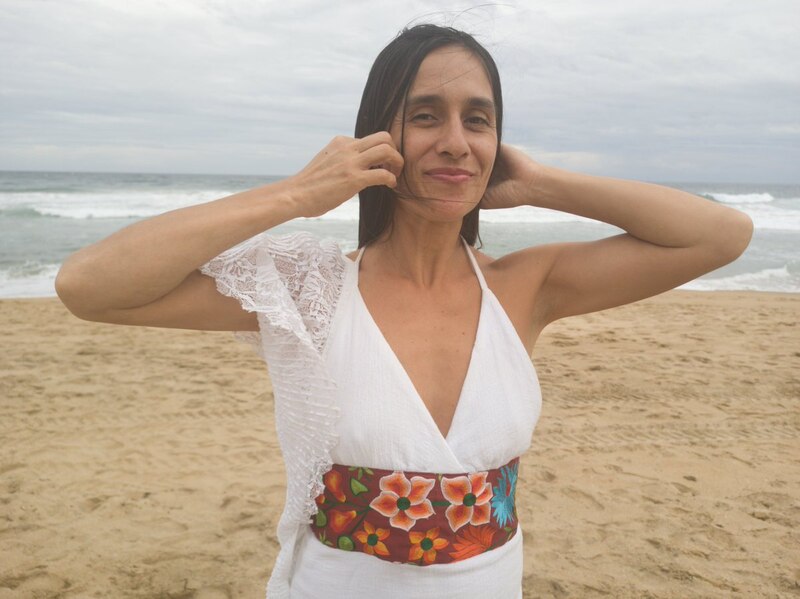 Mujer en la playa
