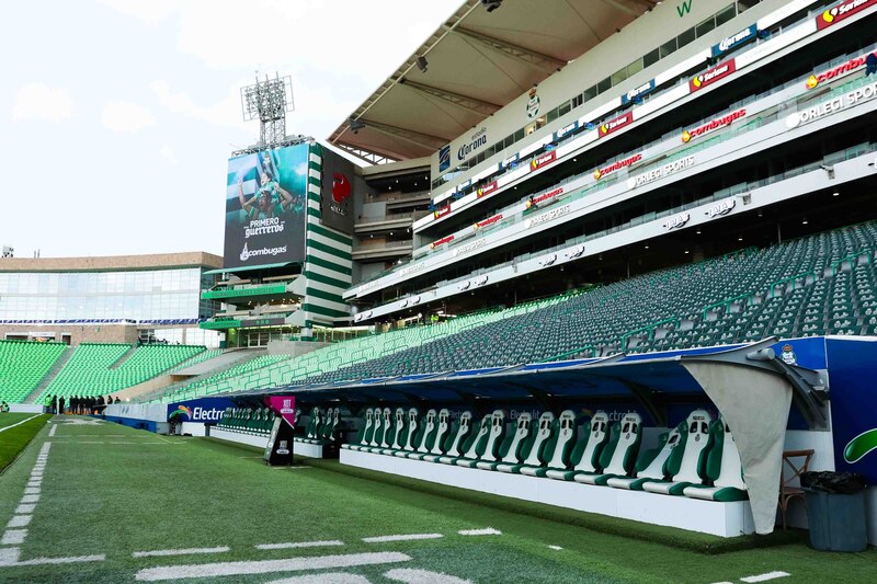 Bancas del Estadio Corona