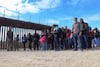 México reporta disminución histórica del 91 % en flujo migratorio hacia EU