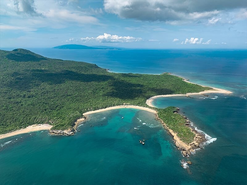 Una vista aérea de la hermosa costa de Puerto Rico