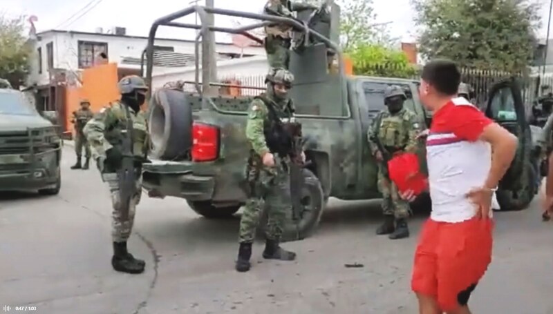 Enfrentamiento entre militares y civiles en México