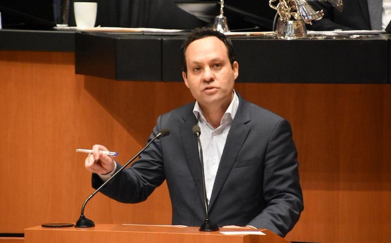 El diputado Gabriel Boric durante una sesión en el Congreso Nacional de Chile.