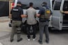 California aprueba ley que prohíbe que agentes en servicio se cubran el rostro