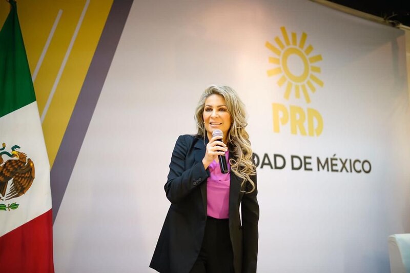 La Secretaria de Educación Pública, Delfina Gómez Álvarez, durante un evento en el Estado de México.