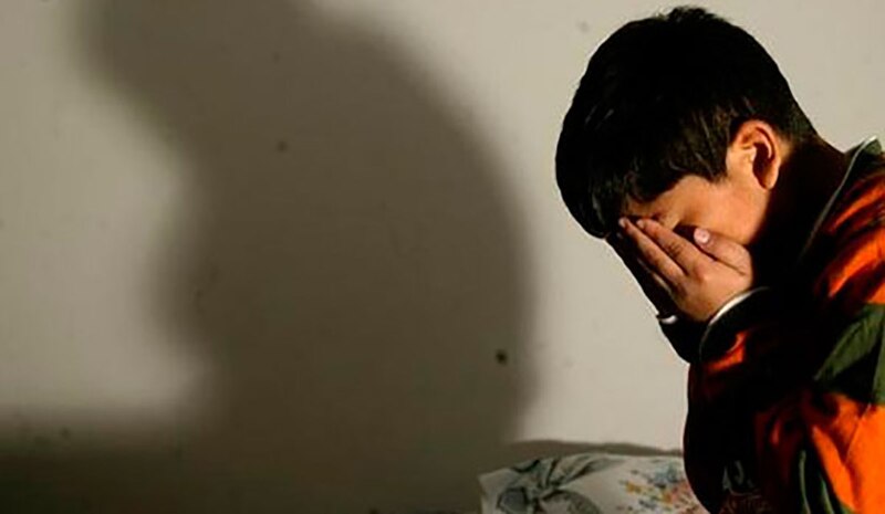 Niño triste