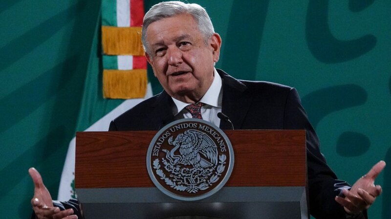 El presidente Andrés Manuel López Obrador da un discurso.