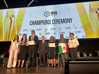 Centro Público de Formación en IA de México recibe reconocimiento internacional WSIS Champion 2026