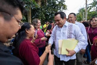 Entregan 30 cuartos habitación en Yucatán para reducir el rezago de vivienda 
