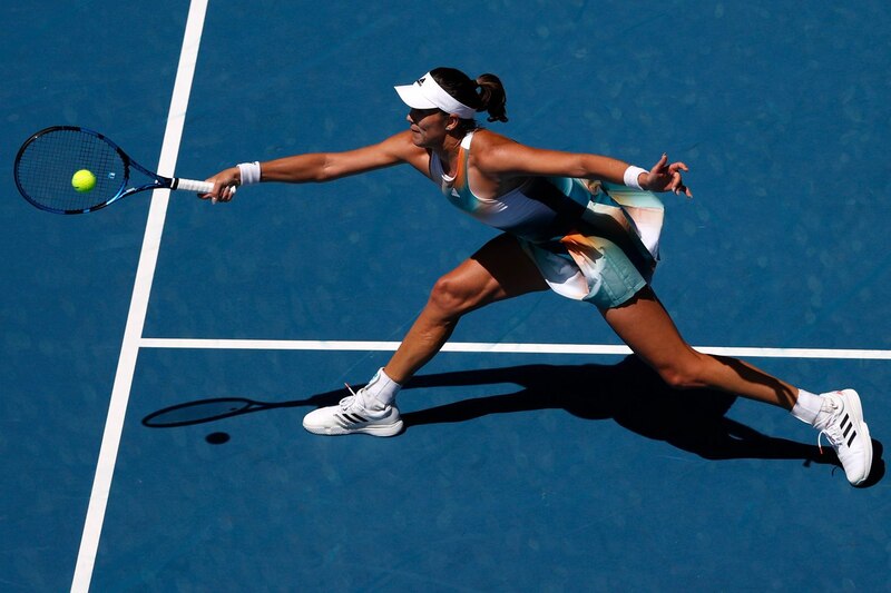 La tenista española Garbiñe Muguruza en acción durante un partido de tenis