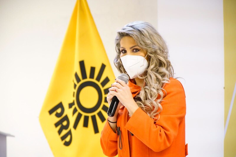 La presidenta del PP, Isabel Díaz Ayuso, en un mitin en Madrid