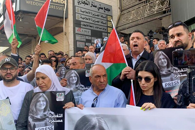Protesta en Palestina por el asesinato de la periodista Shireen Abu Akleh
