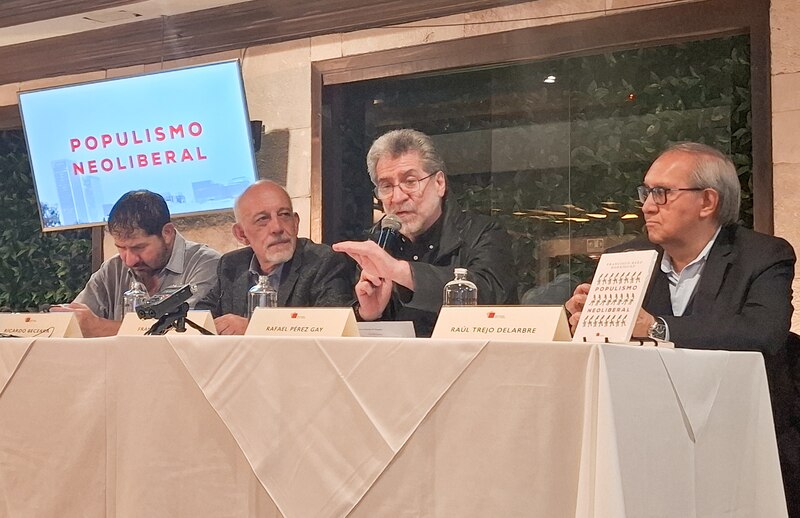 Presentación del libro "Populismo Neoliberal"