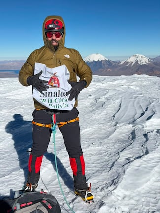 David Monarrez, estudiante de Conalep Sinaloa, conquista “El Techo de Bolivia”