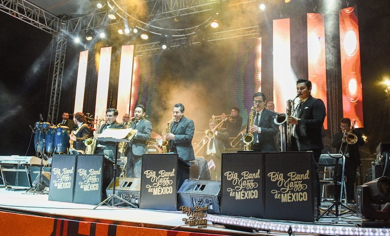 Big Band Jazz de México en concierto