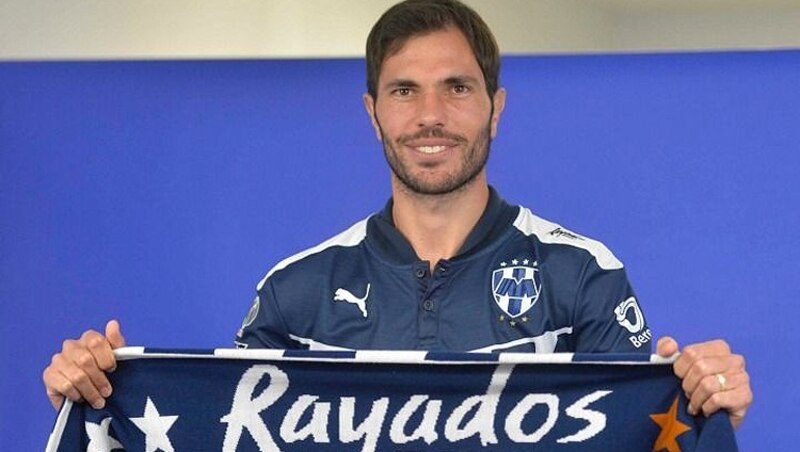 El futbolista mexicano, Rubens Sambueza, es presentado como nuevo jugador de Rayados