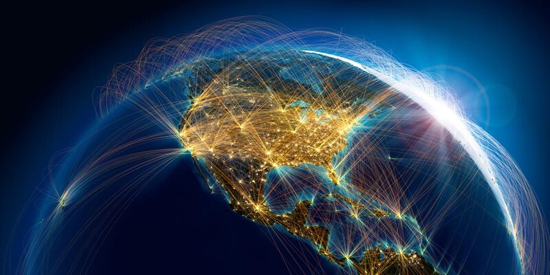 Mapa del mundo con las rutas aéreas