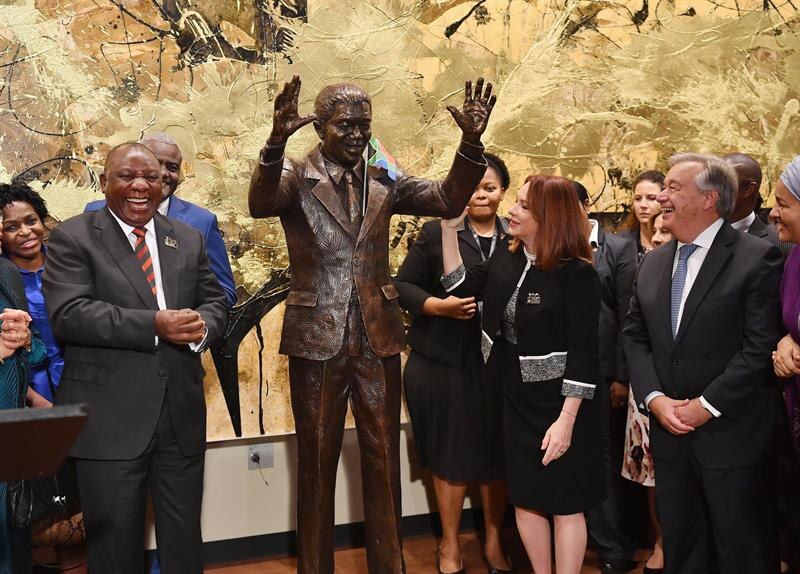 Estatua de Nelson Mandela en la ONU