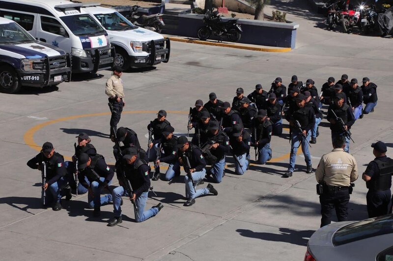 La policía entrena para enfrentar disturbios en México