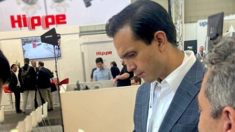 El presidente de Colombia, Gustavo Petro, en la feria tecnológica HiPE 2023