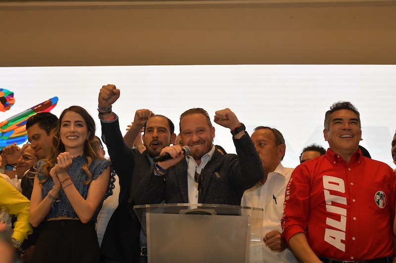 Candidato a la presidencia de México, Ricardo Anaya, en un mitin político.