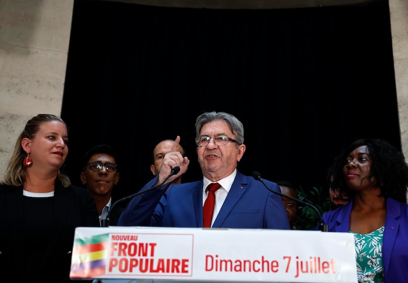 Jean-Luc Mélenchon, líder de Francia Insumisa, durante un mitin en París