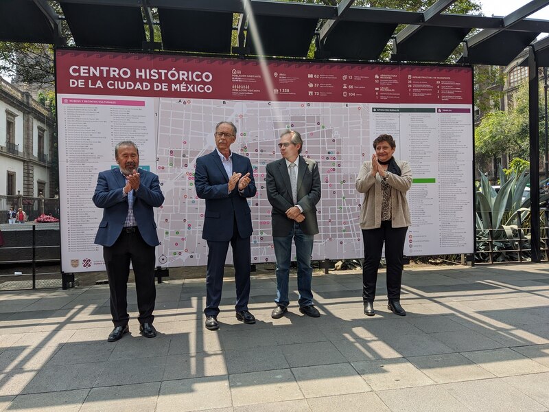 Title: Inauguración del Centro Histórico de la Ciudad de México