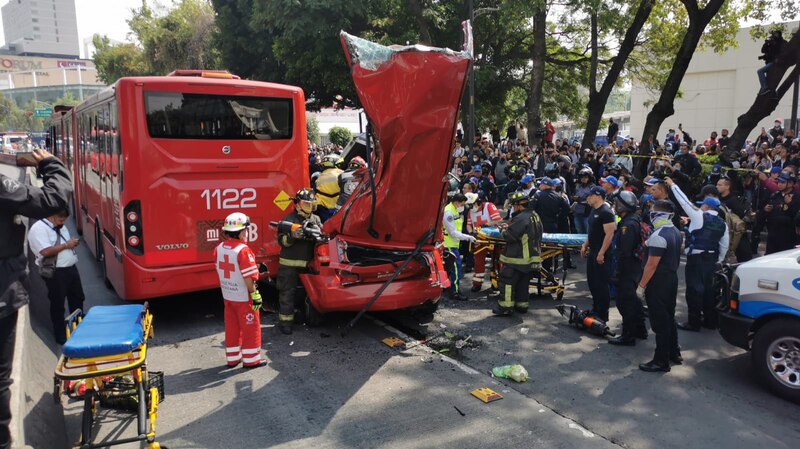 Accidente de autobús en México deja varios heridos