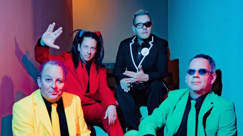 DEVO regresa a los escenarios con nueva gira